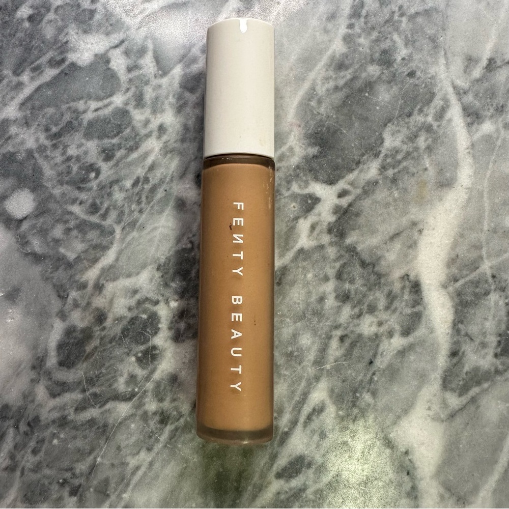 Fenty Beauty Pro Filt’r Concealer 320